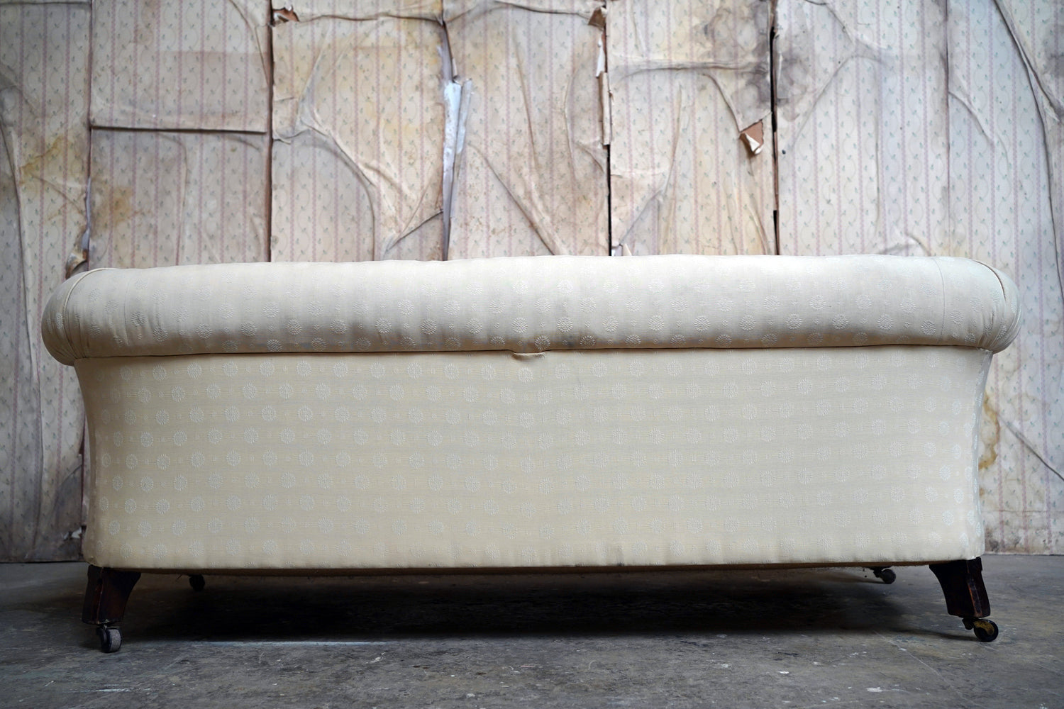 A Good Quality Late Victorian Upholstered Oak Chesterfield Sofa c.1880