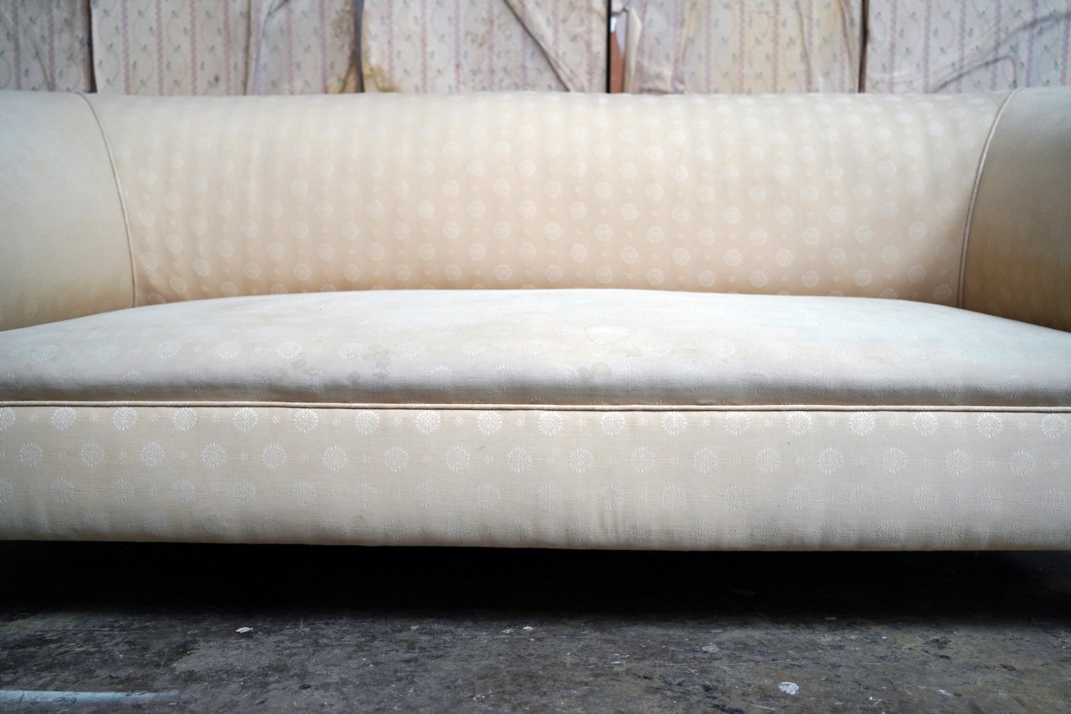 A Good Quality Late Victorian Upholstered Oak Chesterfield Sofa c.1880