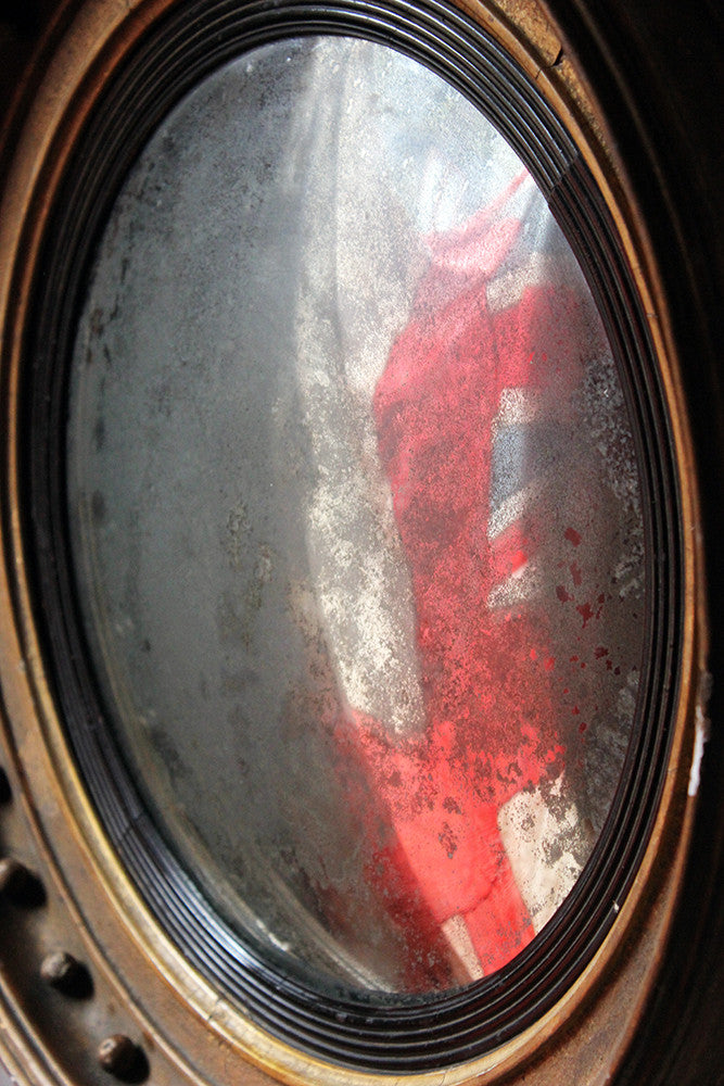 A Decorative Regency Period Giltwood & Gesso Convex Wall Mirror c.1820