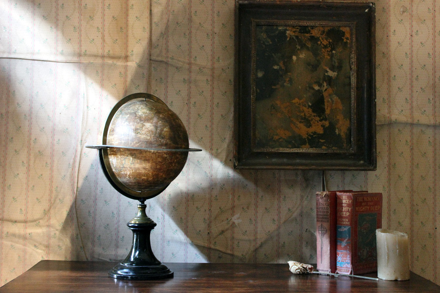 A 19thC French Table Globe Prepared by Maison Dèlamarche Paris 1870