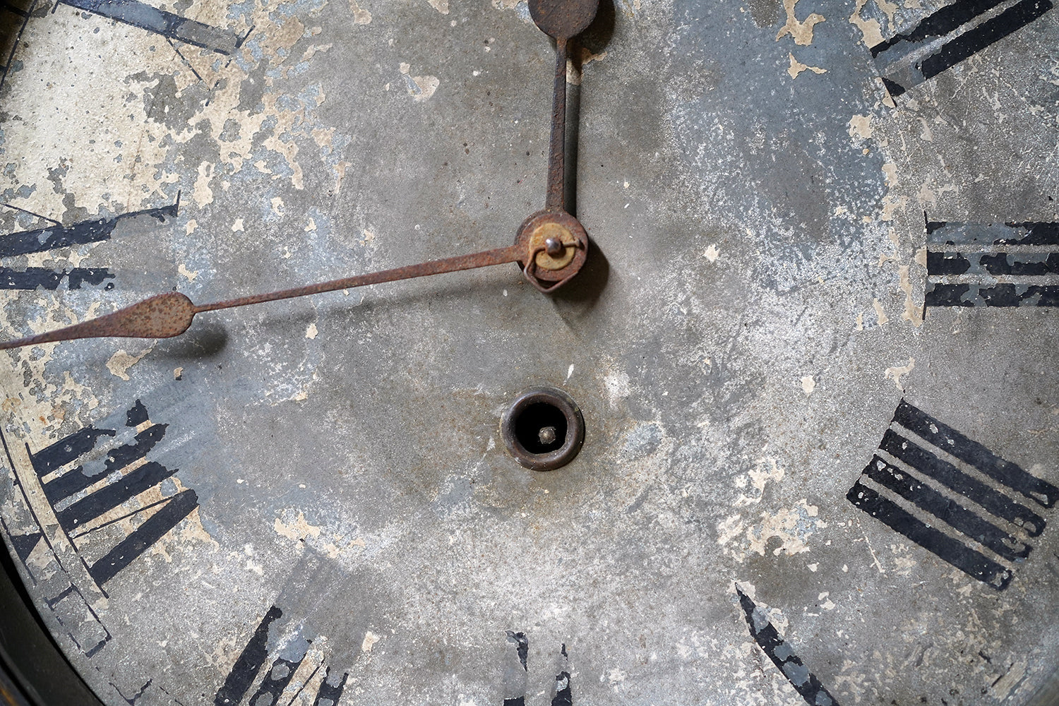 A Decorative Late Victorian Station Wall Clock c.1900