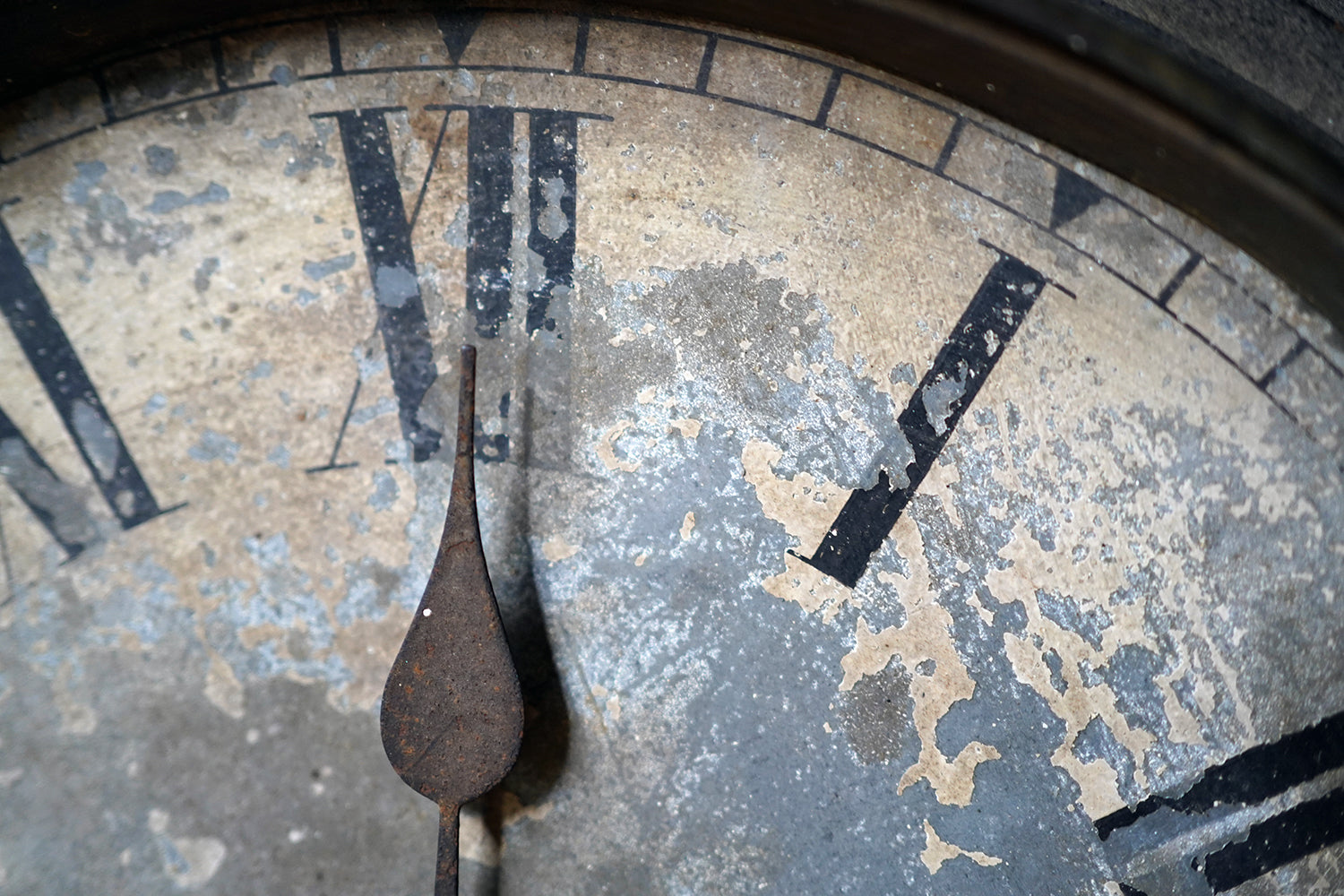 A Decorative Late Victorian Station Wall Clock c.1900