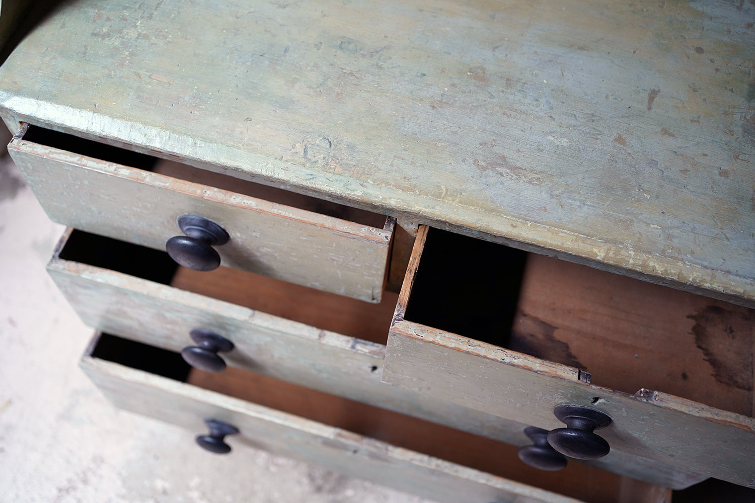 A Good 19thC Painted Pine Chest of Drawers