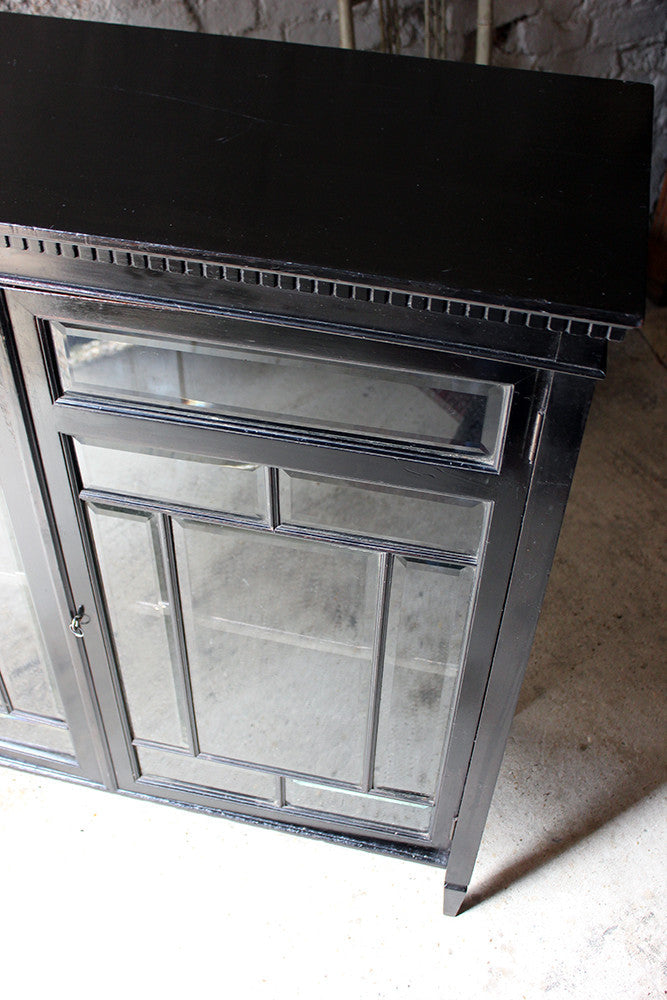 A Good Quality Aesthetic Movement Ebonised Cabinet in the Manner of E.W.Godwin c.1880