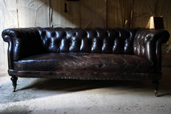 A Good Edwardian Button-Back Leather Upholstered Chesterfield Sofa c.1900