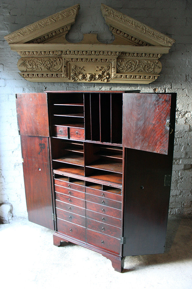 A Fine Quality George III Mahogany Estate Cabinet c.1795