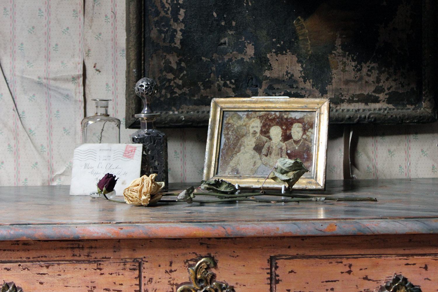 A Distressed Mid 19thC French Framed Daguerreotype of a Family