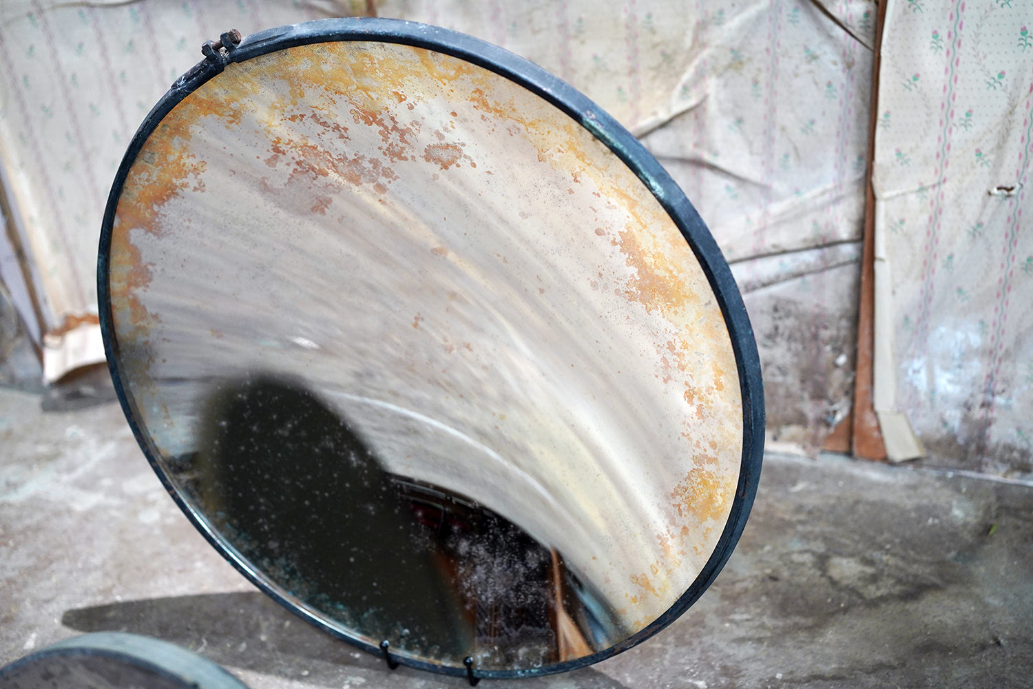 A Collection of Five Mid-20thC WWII Period Parabolic Concave & Prism Mirrors c.1940-68