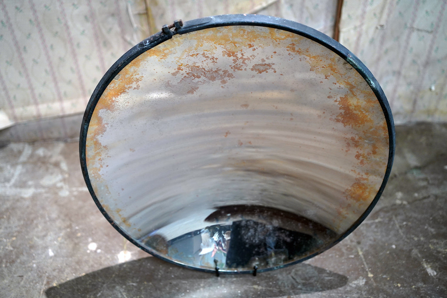 A Collection of Five Mid-20thC WWII Period Parabolic Concave & Prism Mirrors c.1940-68