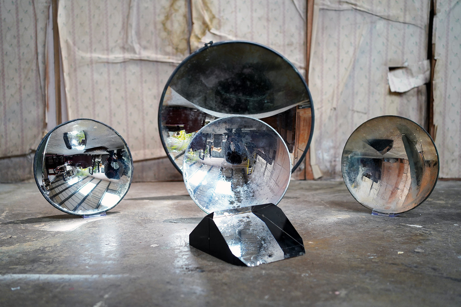 A Collection of Five Mid-20thC WWII Period Parabolic Concave & Prism Mirrors c.1940-68