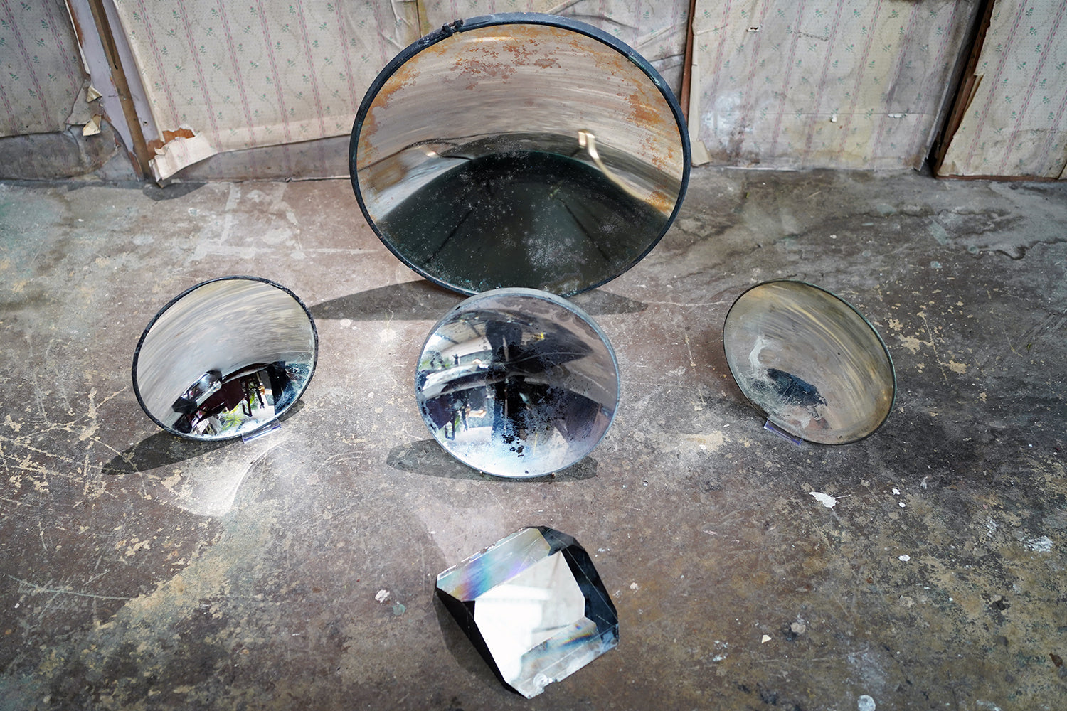 A Collection of Five Mid-20thC WWII Period Parabolic Concave & Prism Mirrors c.1940-68
