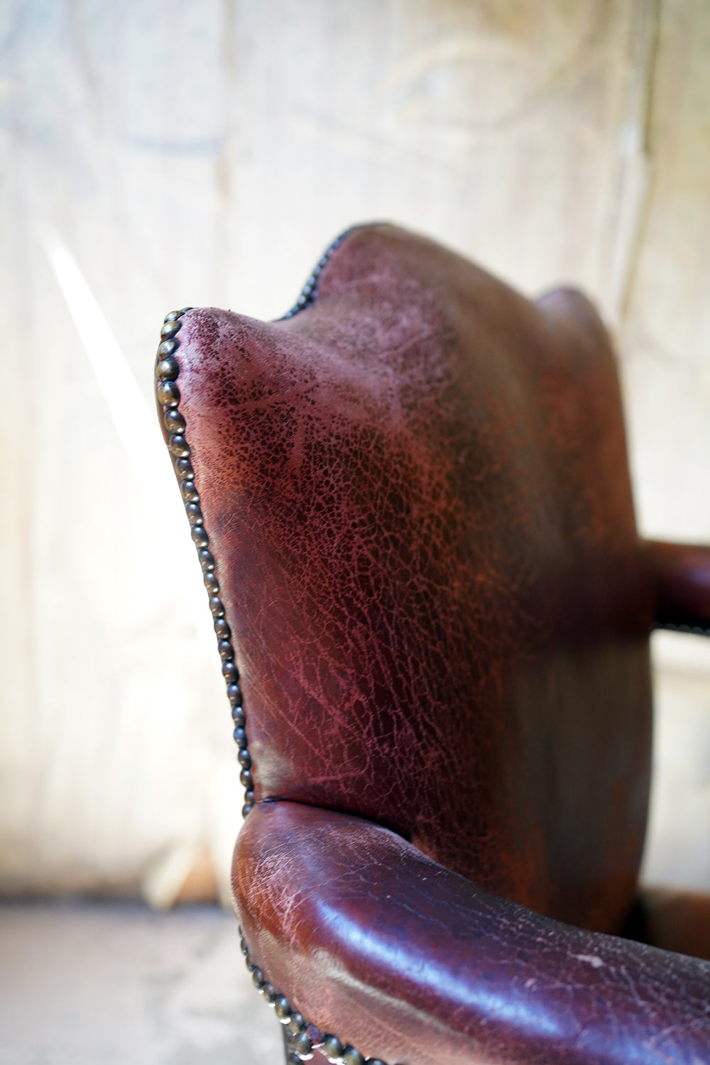 A George III Period Mahogany & Leather Upholstered Open Armchair c.1800