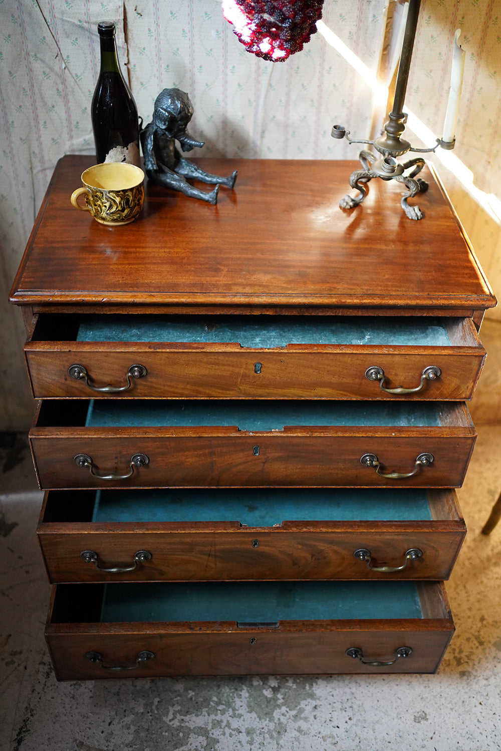 A George III Mahogany Chest of Drawers c.1780