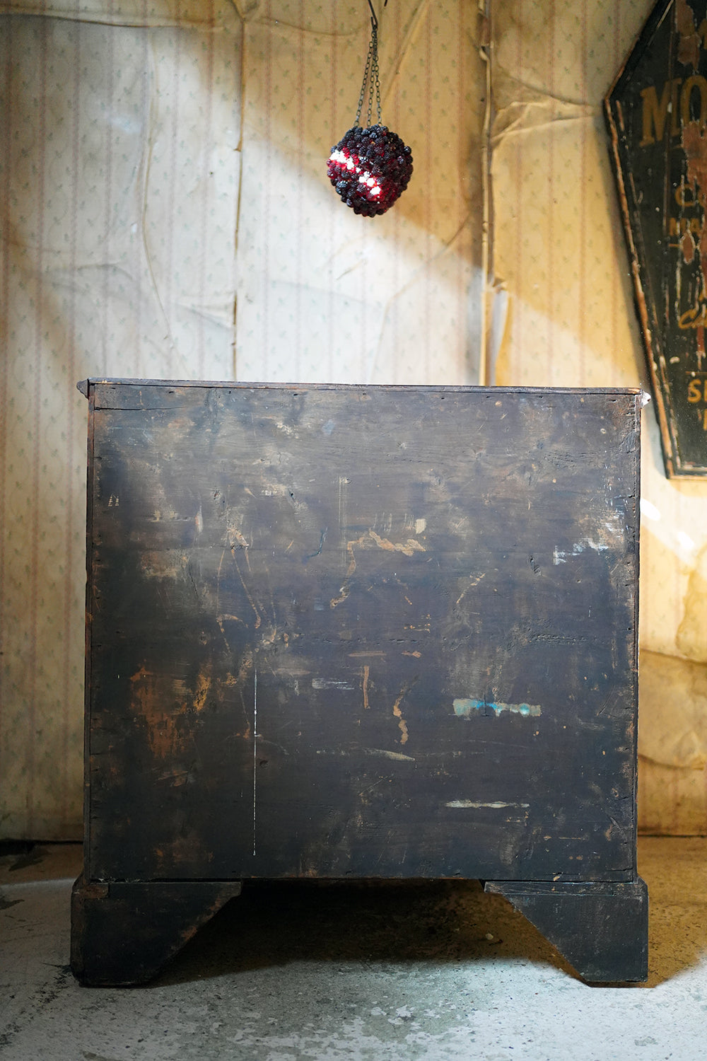 A George III Mahogany Chest of Drawers c.1780