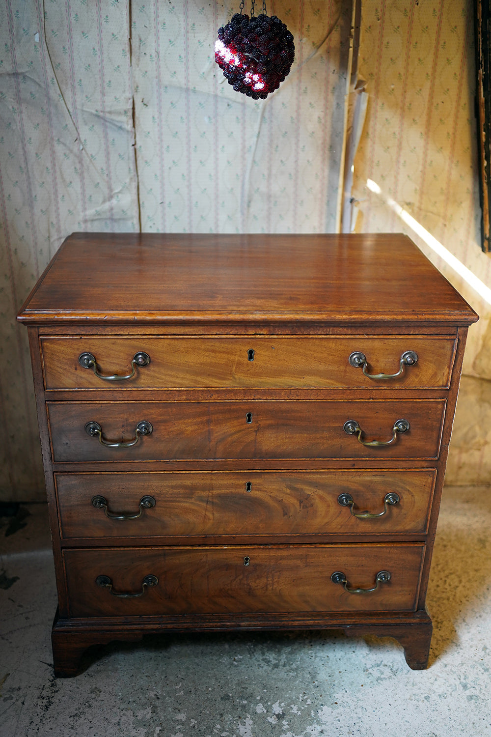 A George III Mahogany Chest of Drawers c.1780
