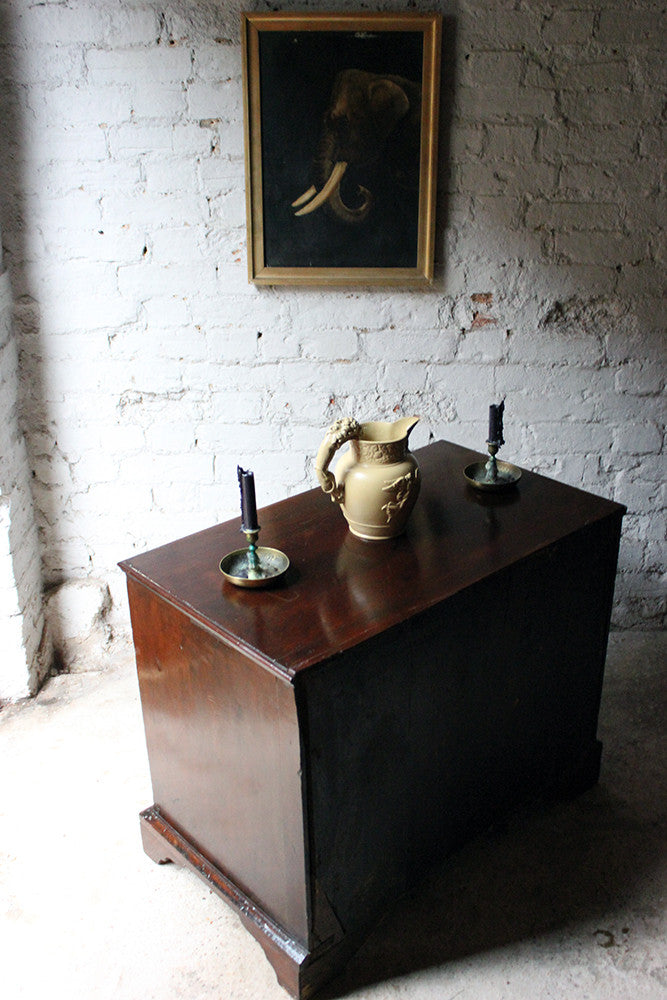 A Delightful Small George III Mahogany Chest of Drawers c.1760-70