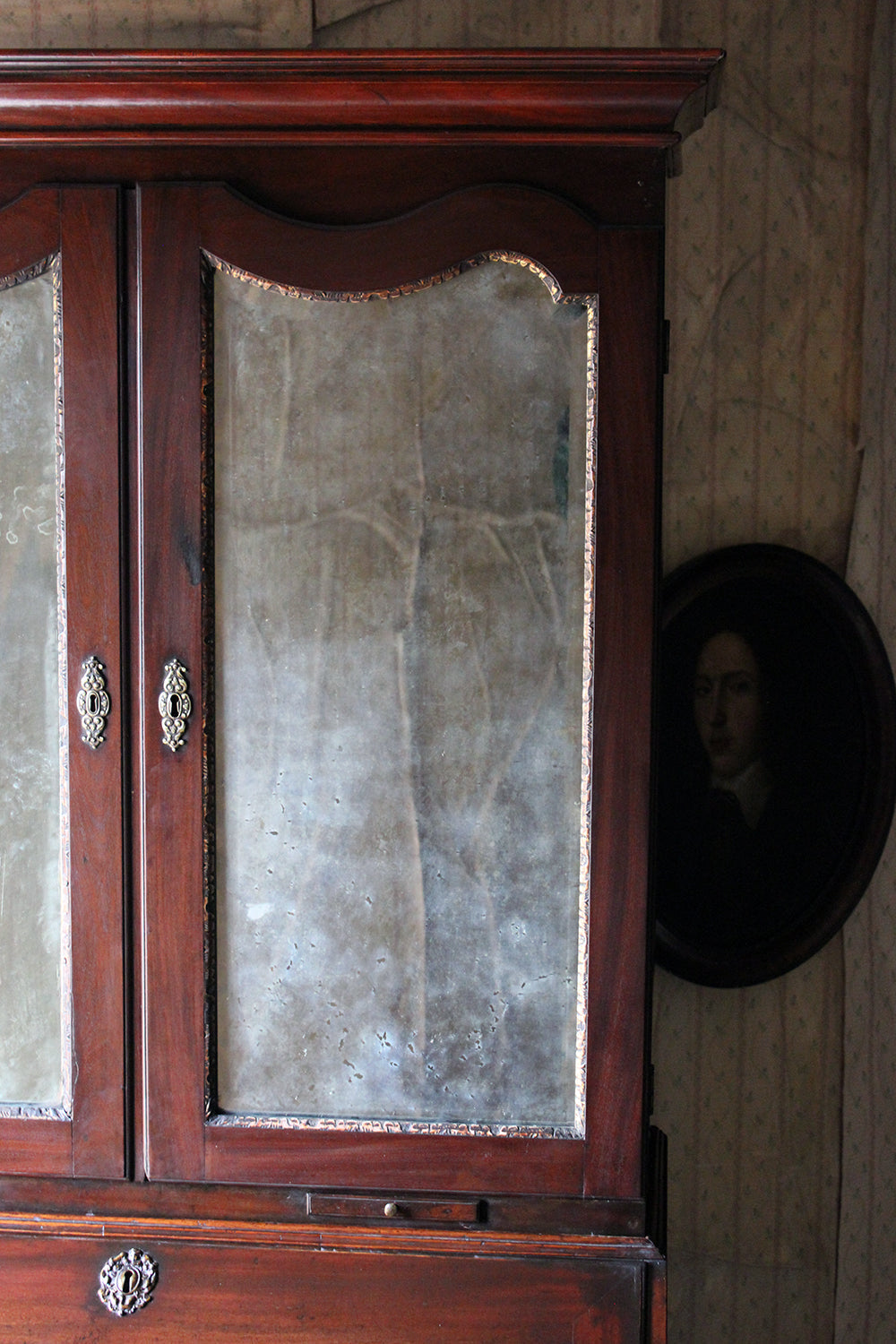 A Fine Quality Irish George II Mahogany Bureau Bookcase c.1740-50