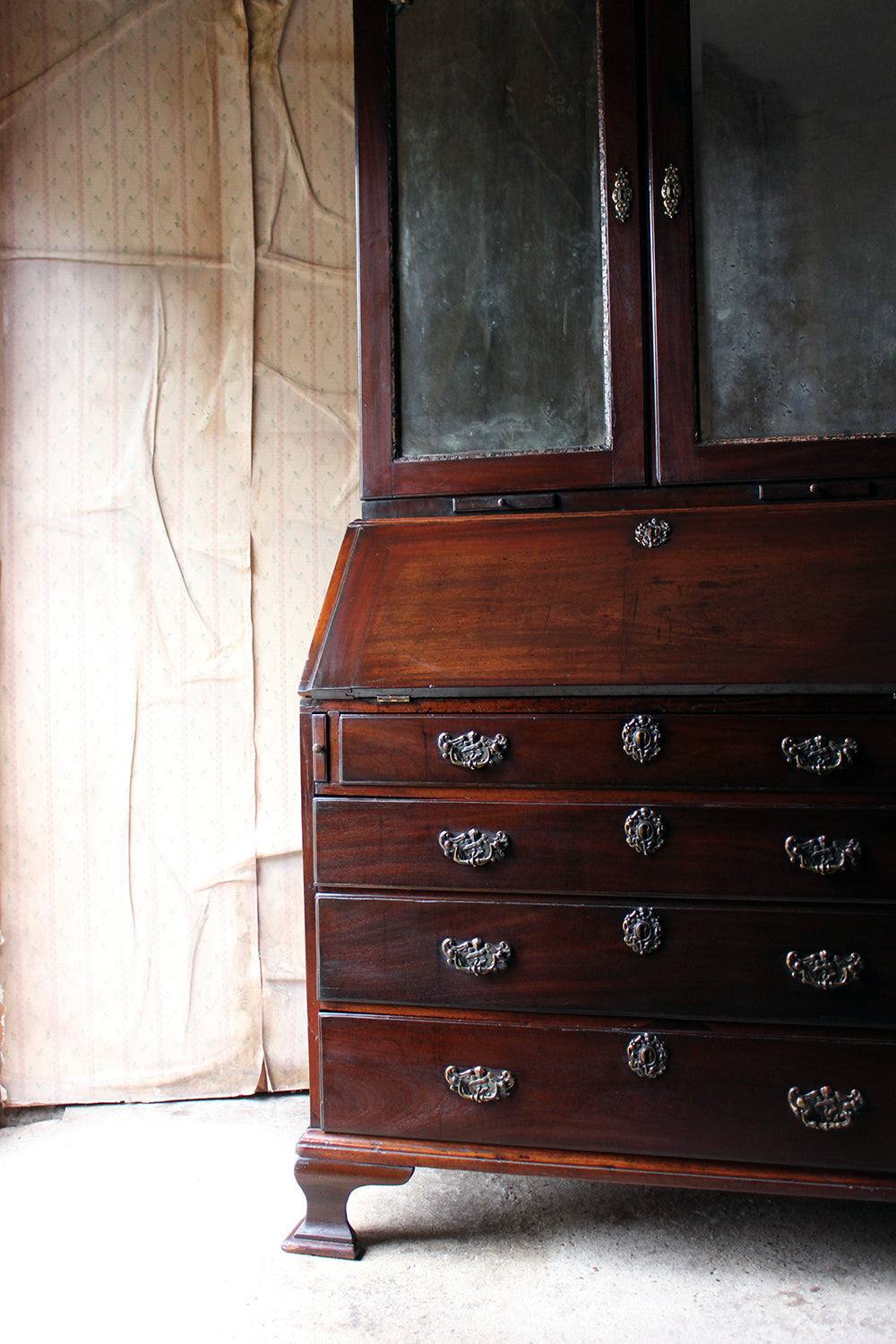 A Fine Quality Irish George II Mahogany Bureau Bookcase c.1740-50
