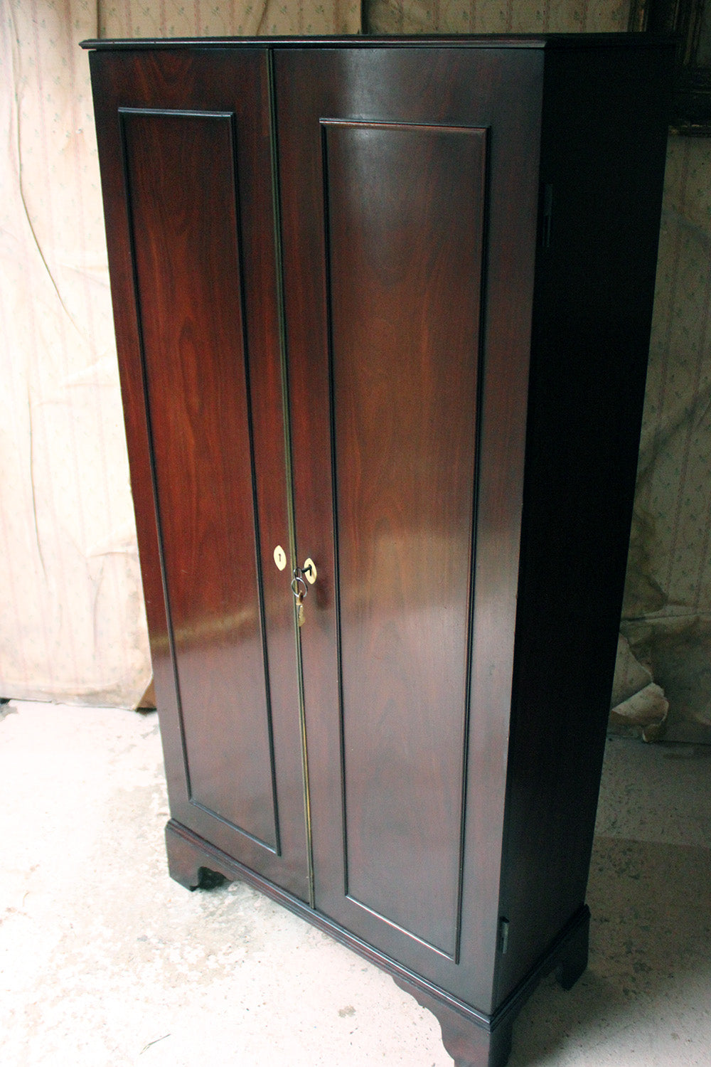 A Fine George III Mahogany Estate Cabinet c.1795