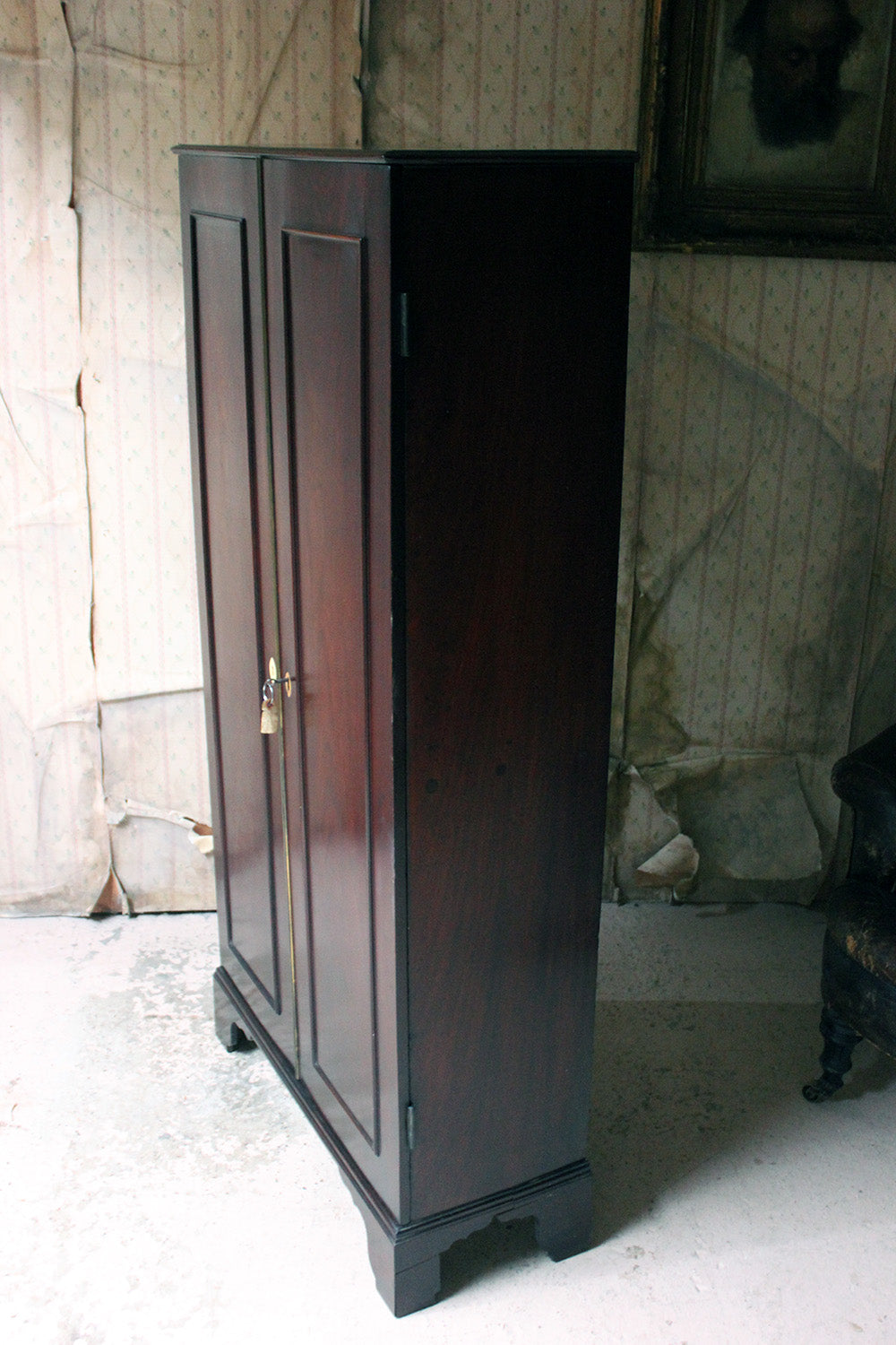 A Fine George III Mahogany Estate Cabinet c.1795