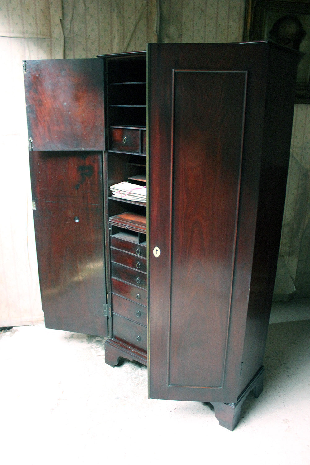 A Fine George III Mahogany Estate Cabinet c.1795