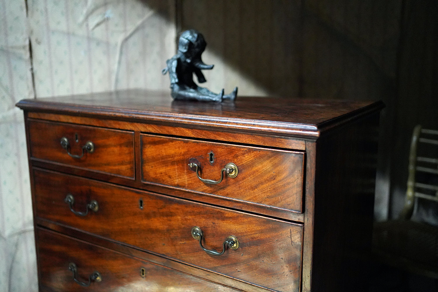 A George III Mahogany Chest of Drawers c.1790