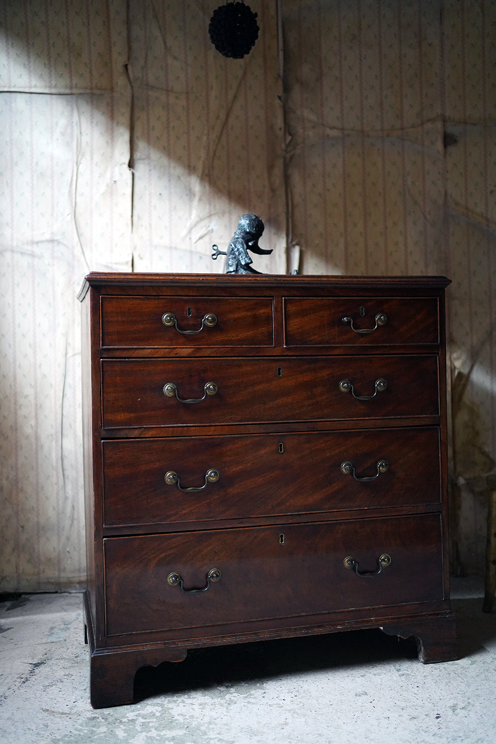 A George III Mahogany Chest of Drawers c.1790