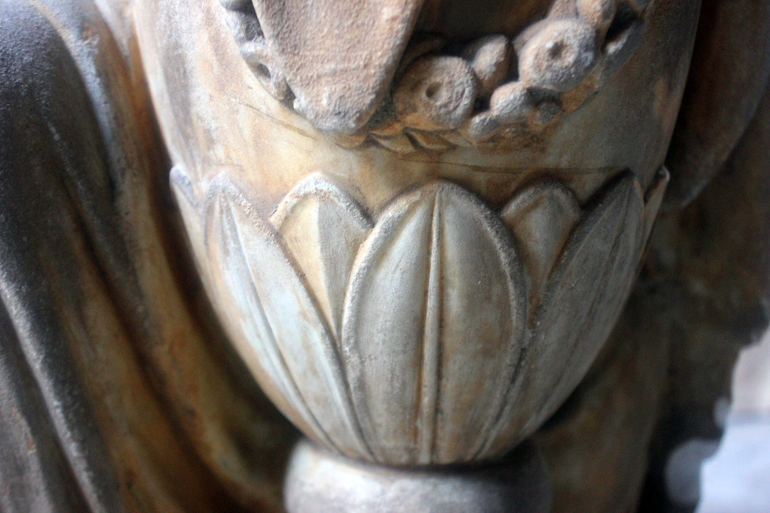 A Finely Carved George III Period Marble Mourning Monument c.1800