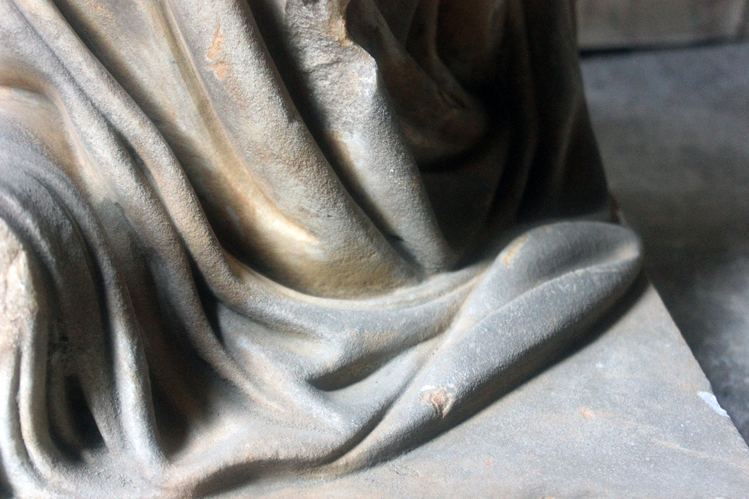 A Finely Carved George III Period Marble Mourning Monument c.1800
