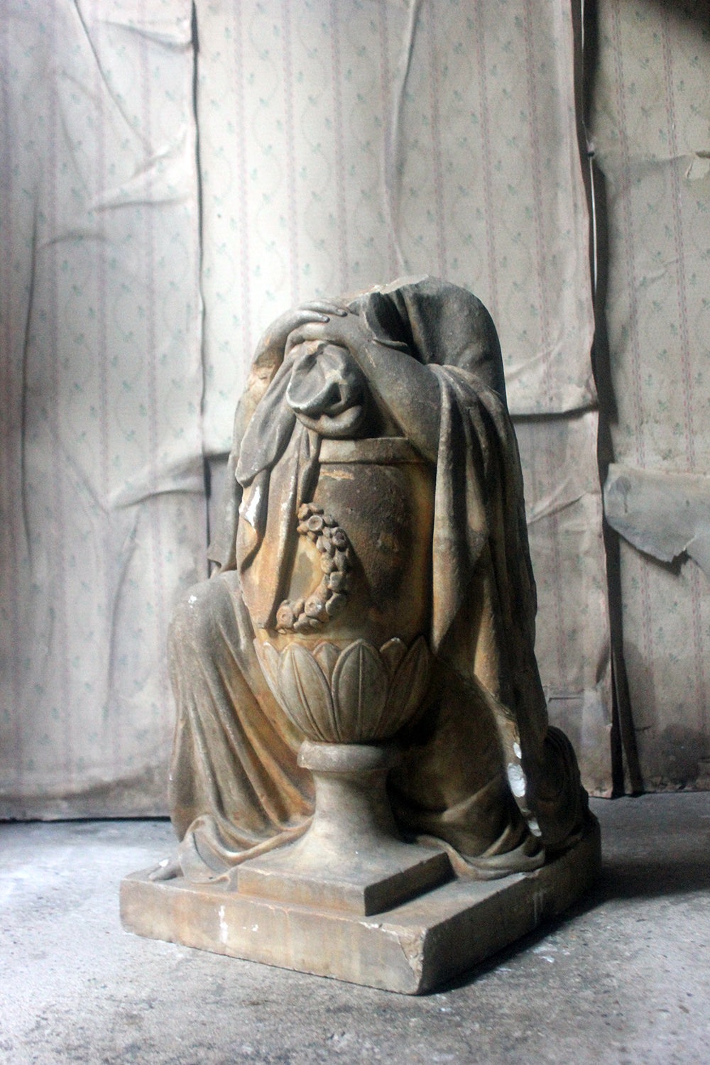 A Finely Carved George III Period Marble Mourning Monument c.1800