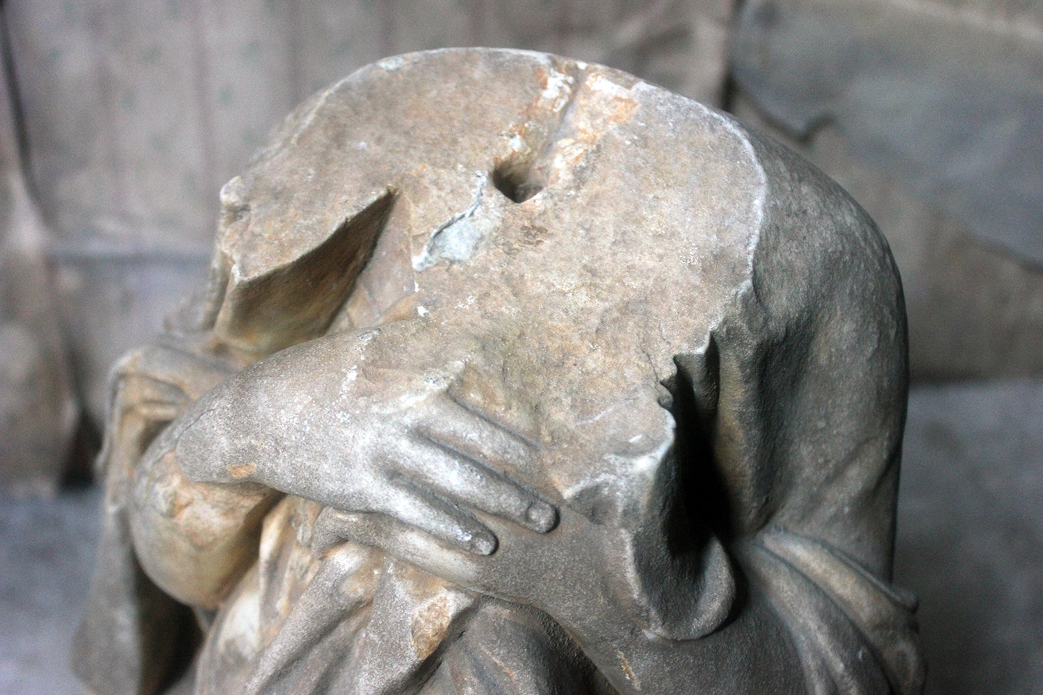 A Finely Carved George III Period Marble Mourning Monument c.1800