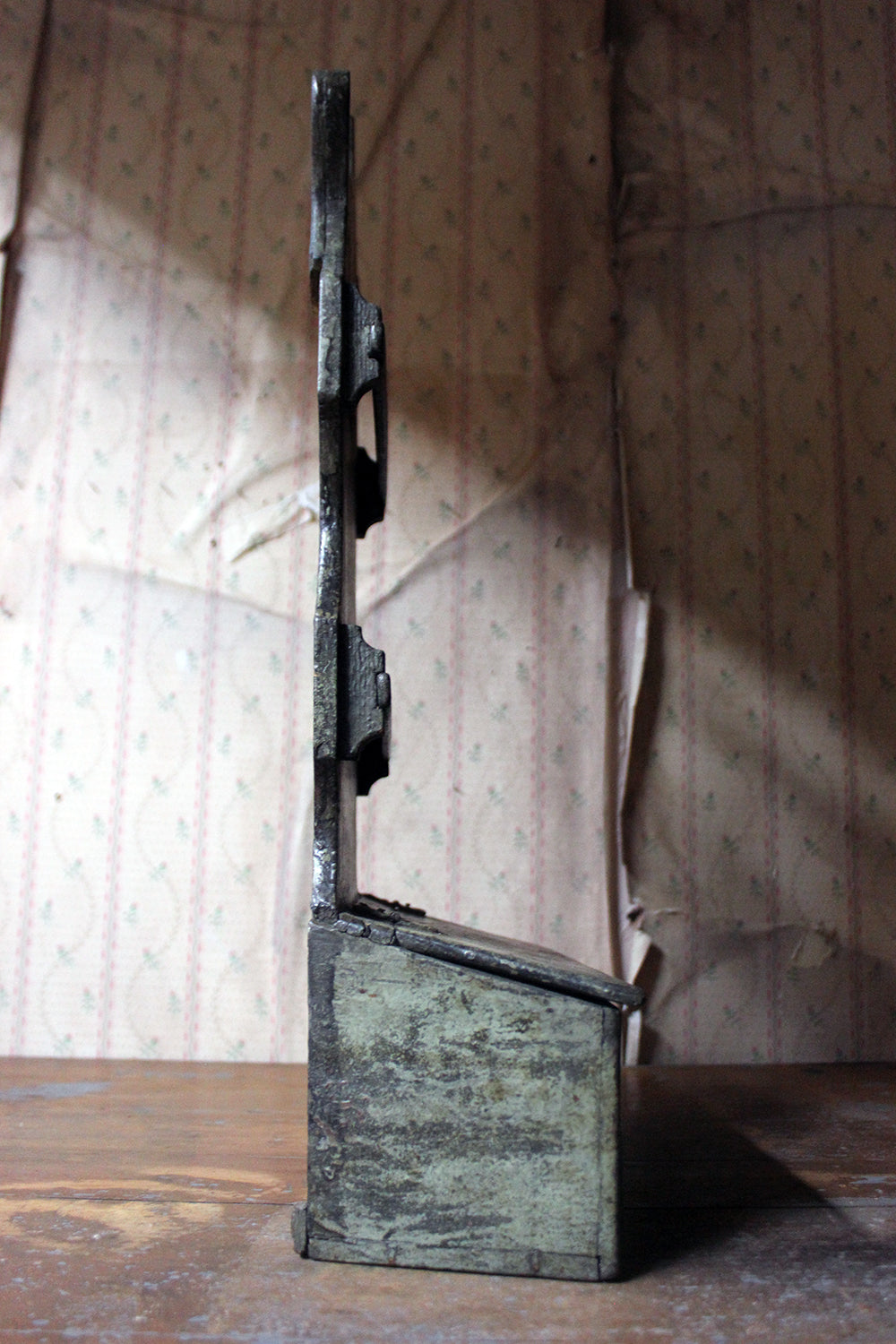A George III Provincial Painted Oak Farmhouse Spoon Rack c.1780