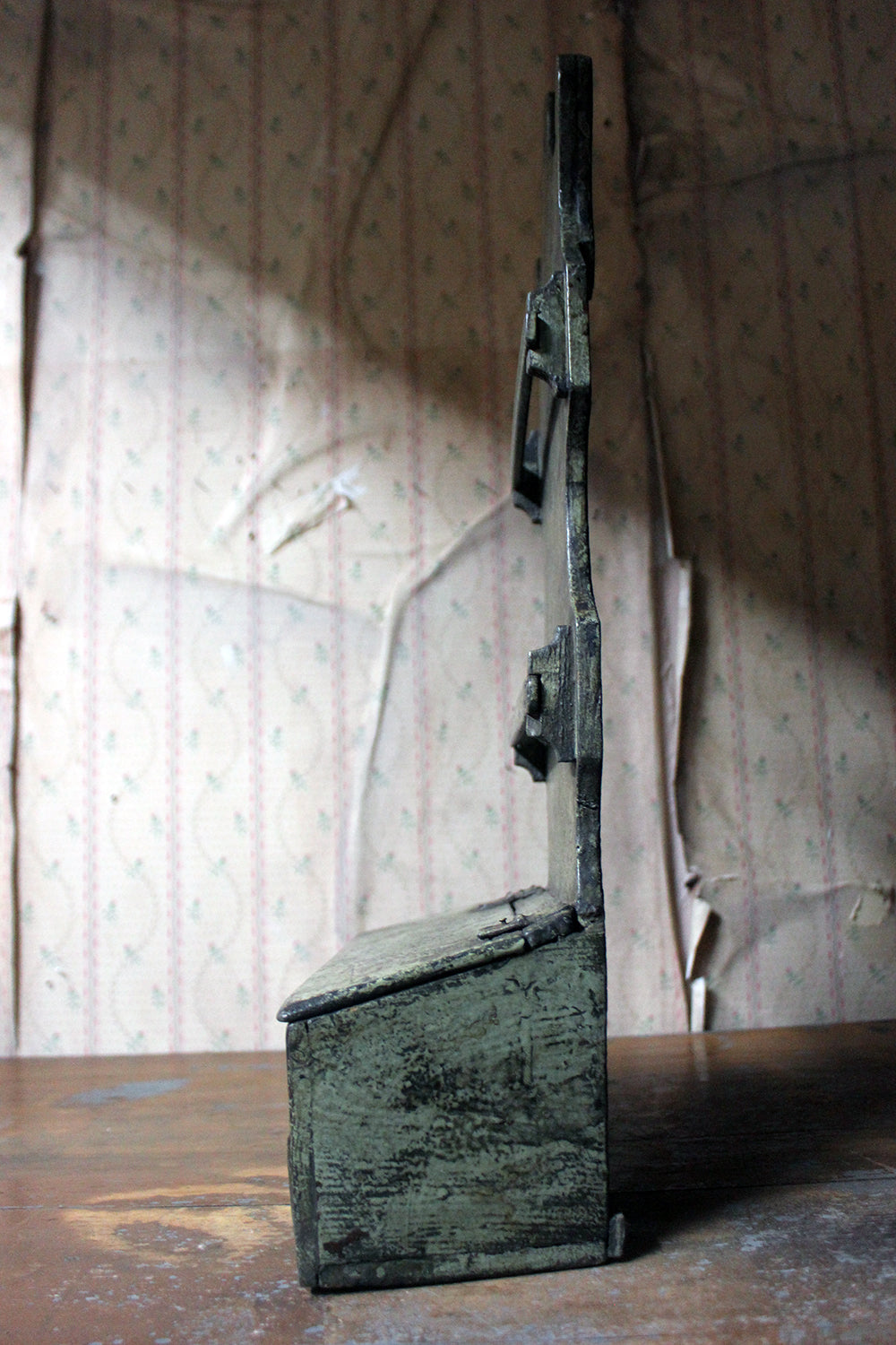 A George III Provincial Painted Oak Farmhouse Spoon Rack c.1780