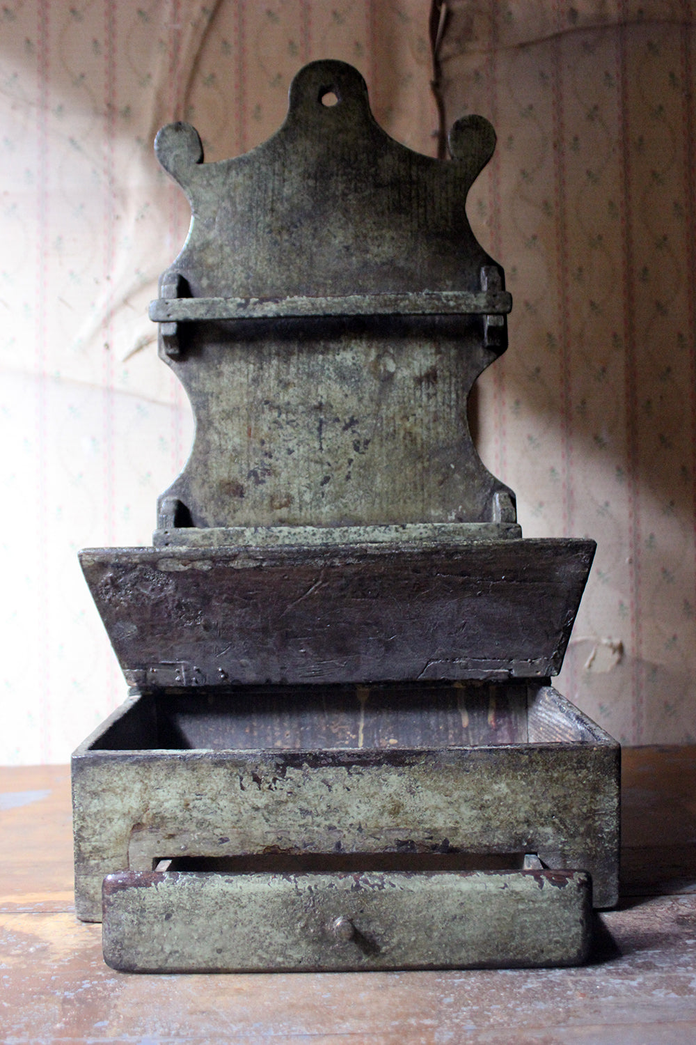 A George III Provincial Painted Oak Farmhouse Spoon Rack c.1780