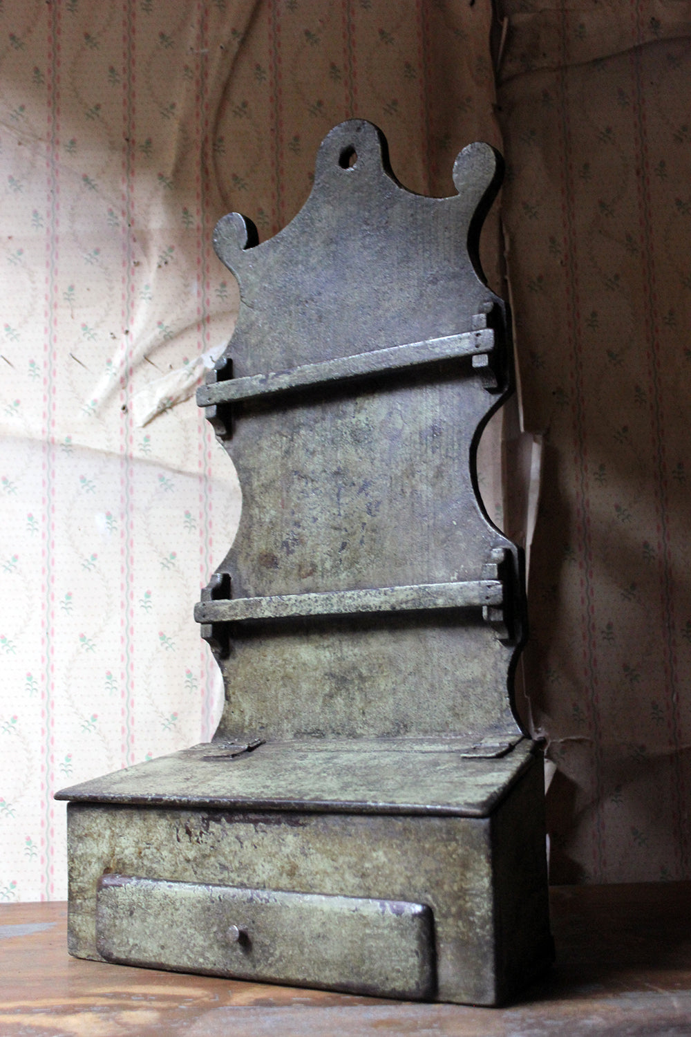 A George III Provincial Painted Oak Farmhouse Spoon Rack c.1780