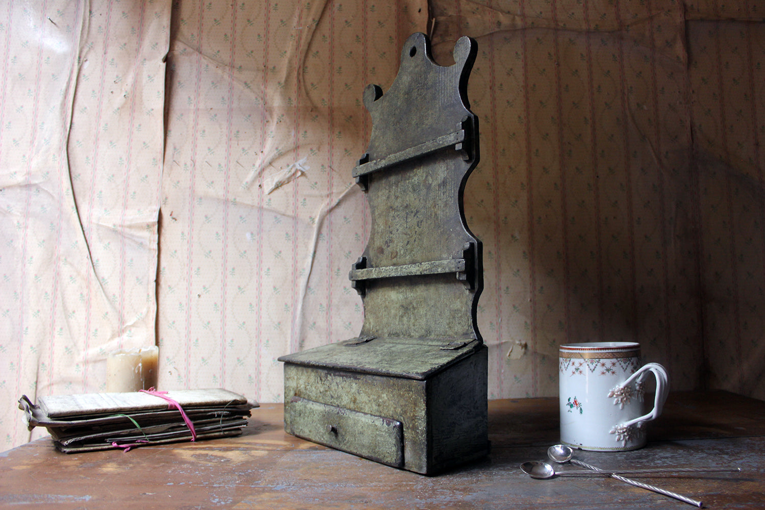 A George III Provincial Painted Oak Farmhouse Spoon Rack c.1780
