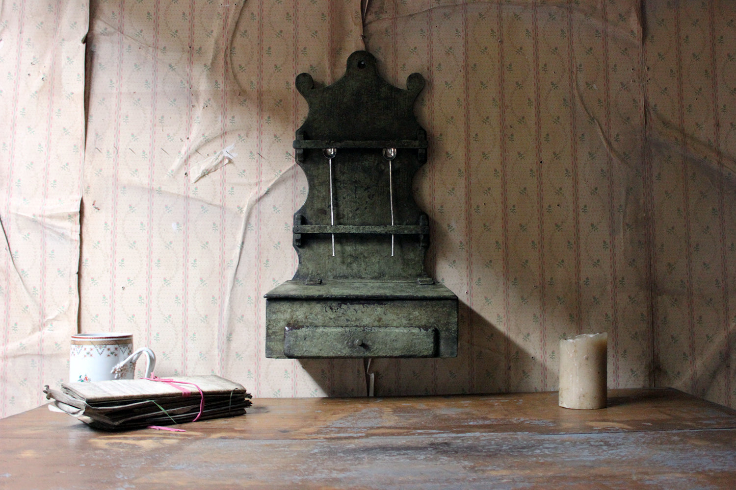A George III Provincial Painted Oak Farmhouse Spoon Rack c.1780