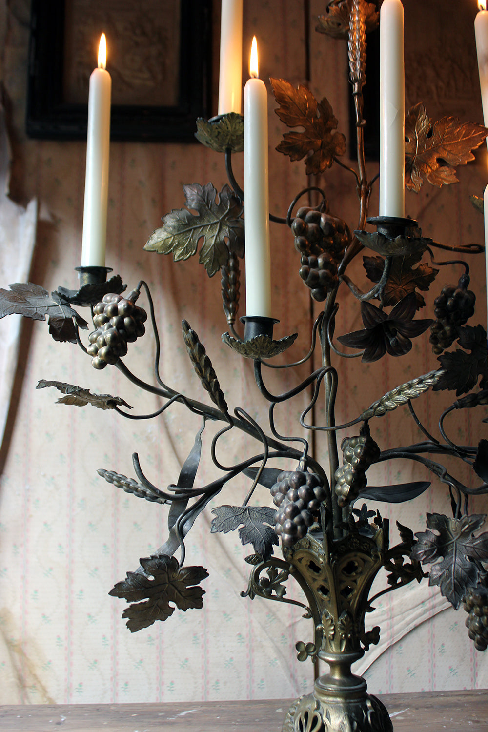A Beautiful Large Late 19thC Naturalistic Gilt Metal Eight Sconce Candelabra c.1890