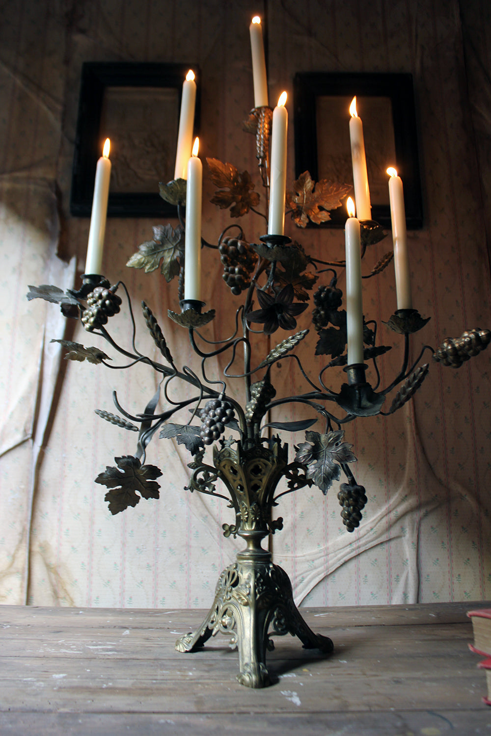A Beautiful Large Late 19thC Naturalistic Gilt Metal Eight Sconce Candelabra c.1890