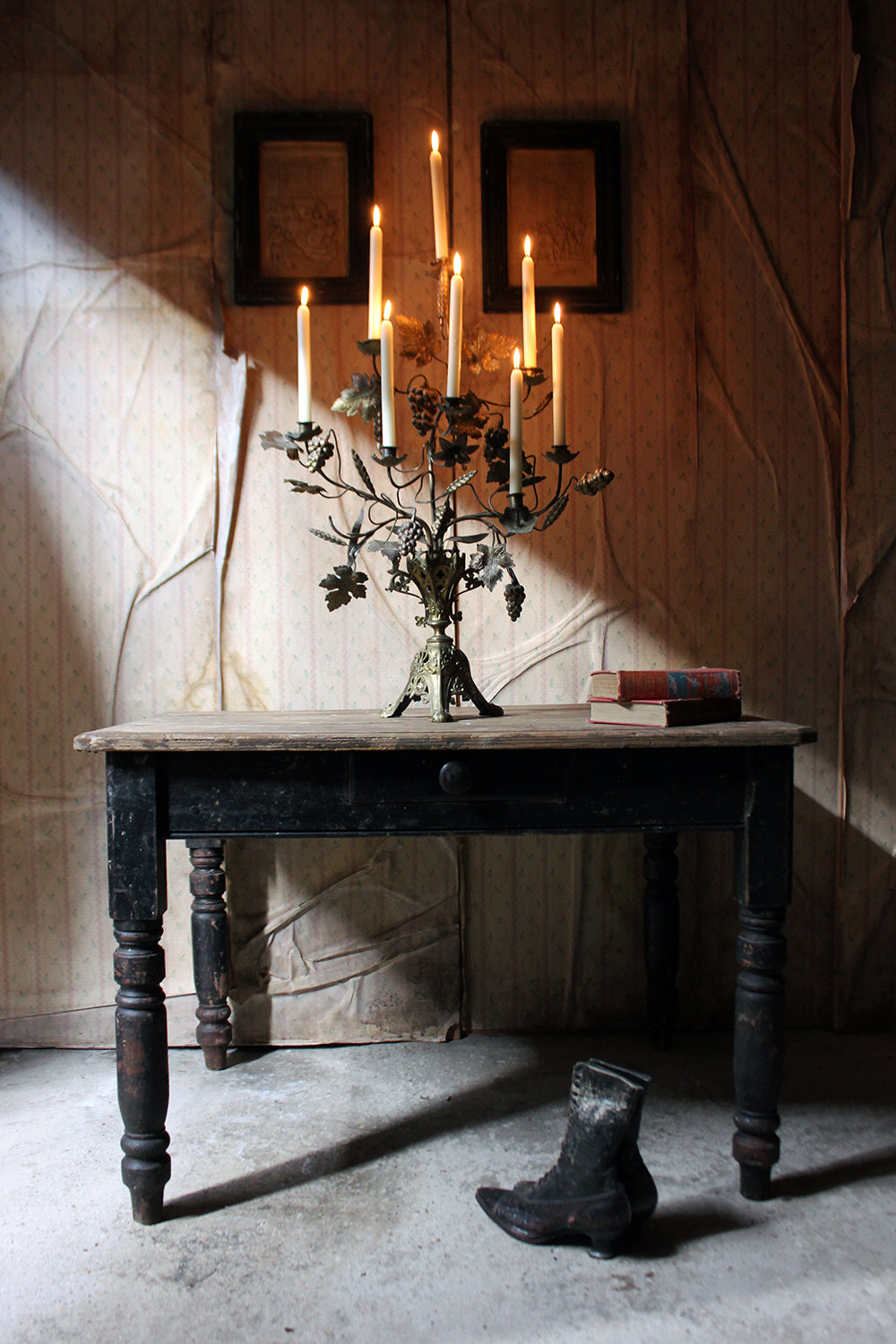 A Beautiful Large Late 19thC Naturalistic Gilt Metal Eight Sconce Candelabra c.1890