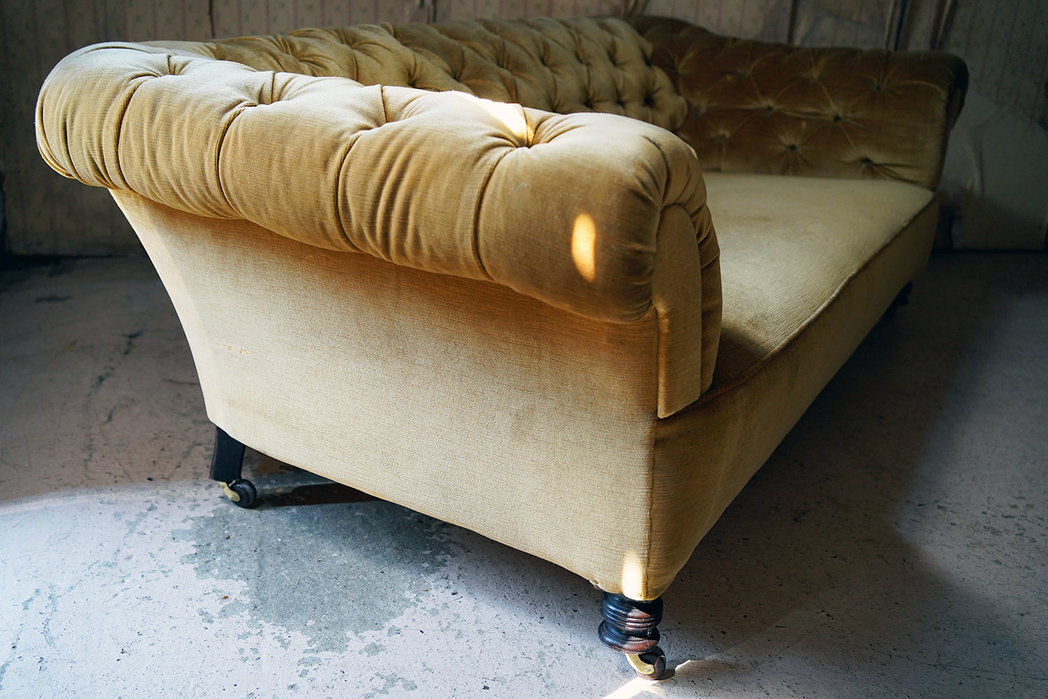 A Gold Velvet Button-Back Upholstered Victorian Chesterfield Sofa c.1880