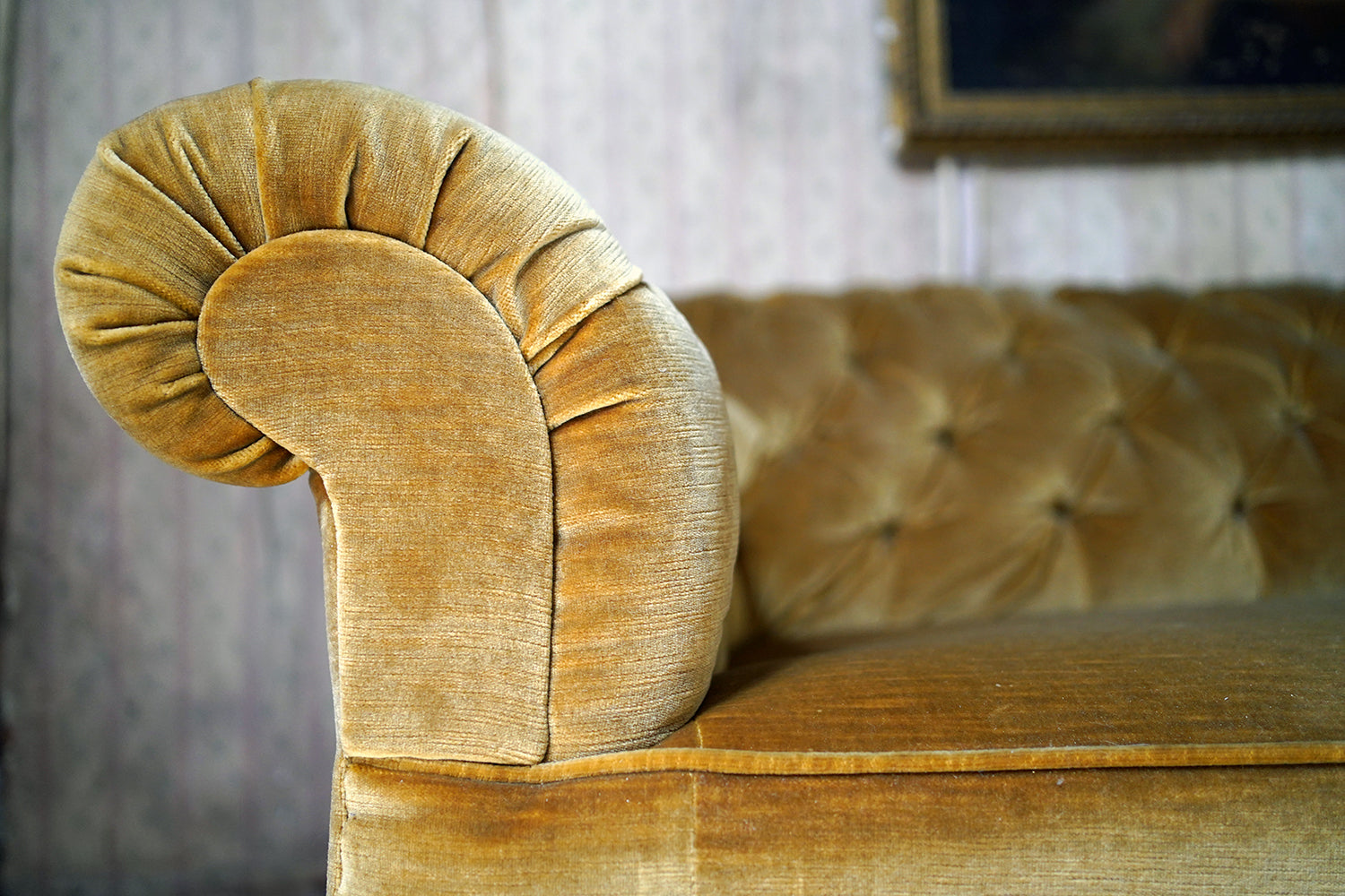 A Gold Velvet Button-Back Upholstered Victorian Chesterfield Sofa c.1880