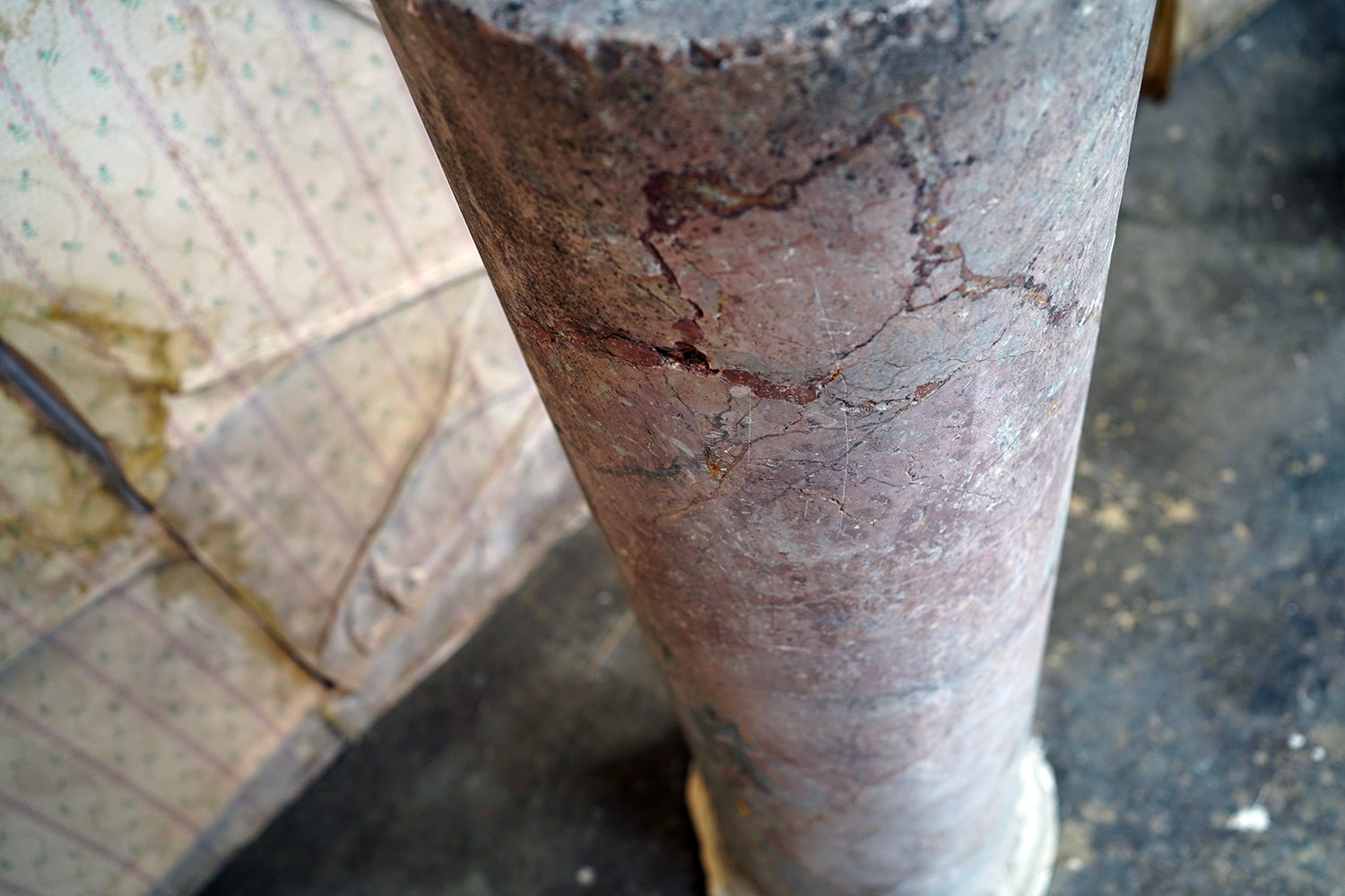 A Fine & Large Siena Pink Marble Column c.1870
