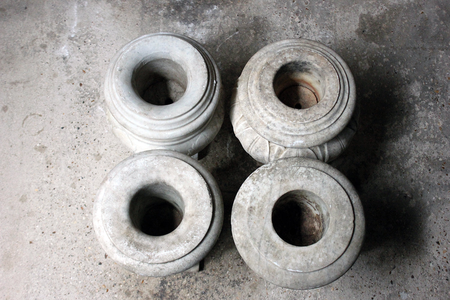A Fine Group Of Four Early 20thC Neoclassical Revival White Marble Urns c.1900-25