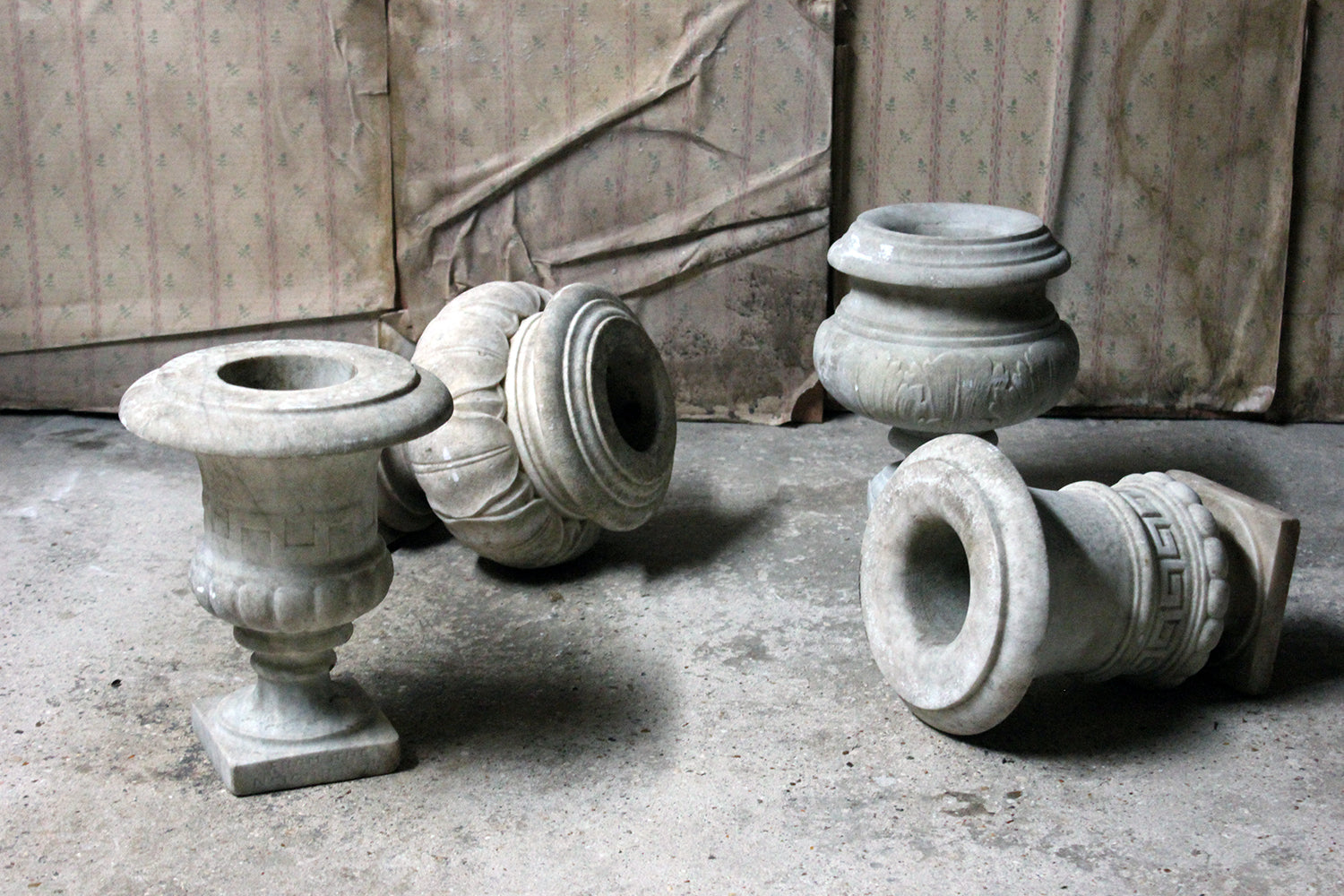 A Fine Group Of Four Early 20thC Neoclassical Revival White Marble Urns c.1900-25