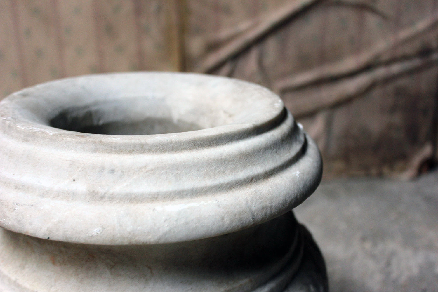 A Fine Group Of Four Early 20thC Neoclassical Revival White Marble Urns c.1900-25