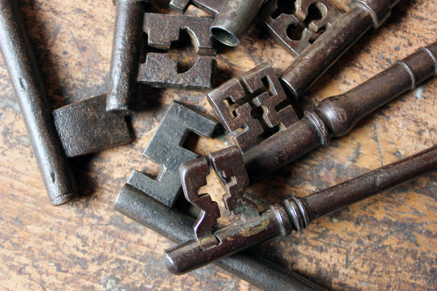 A Collection of Seven Antique Keys c.1790-1850