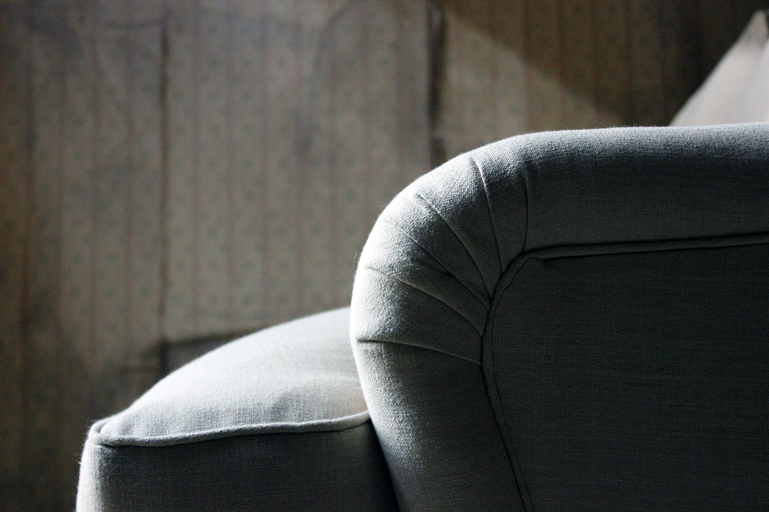 A Fine Quality Upholstered Victorian Three-Seater Sofa in the Manner of Howard & Sons c.1890-1900