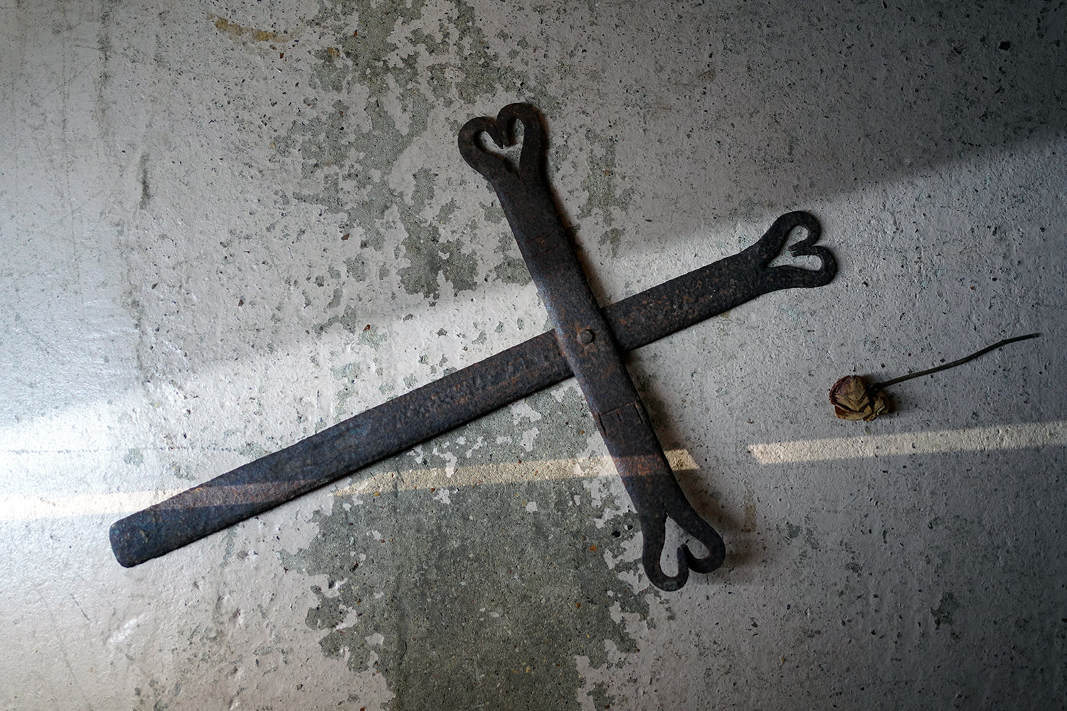 A 19thC Irish Blacksmith Forged Wrought Iron Cross