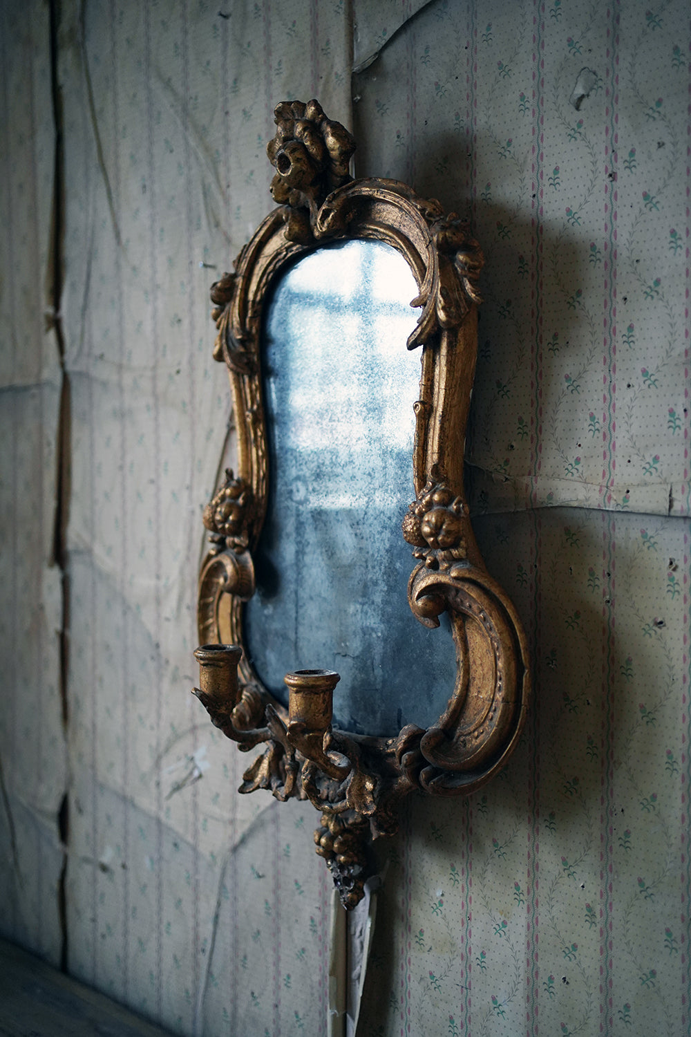 A 19thC Italian Gilt Gesso Girandole Mirror c.1870